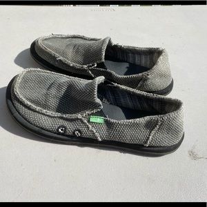 Sanuk boys shoes 6